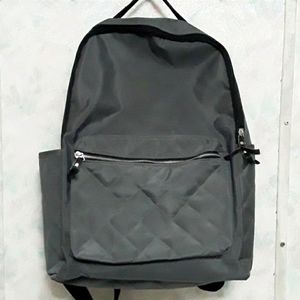 DSW Grey Back Pack
